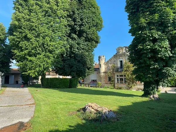 Maison Ludon Medoc 9 pièce(s) 223 m2
