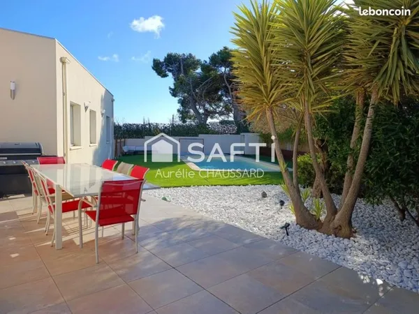 Villa 6 pièces 160 m²