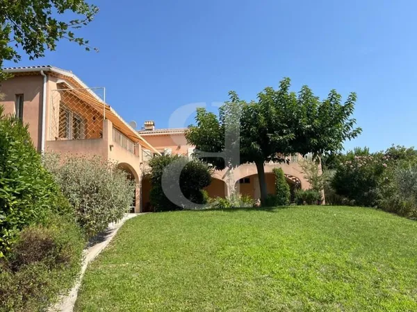 Villa spacieuse avec vue sur le mont Ventoux - Bédoin