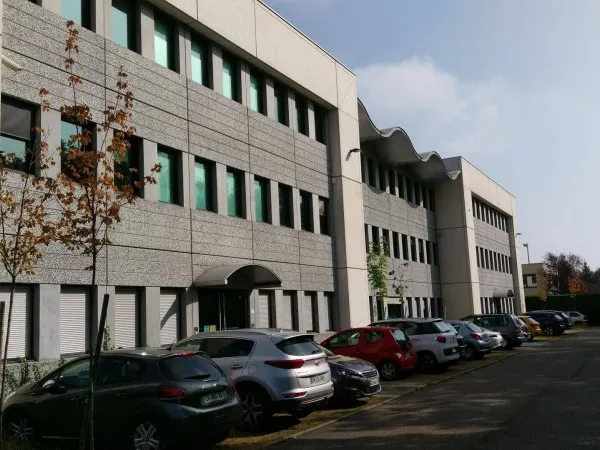 Bureaux 438 m²