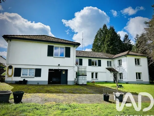 Maison 12 pièces 361 m²