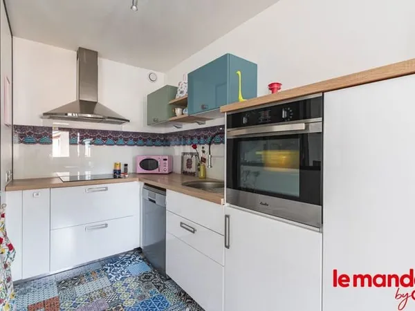 Appartement 4 pièces 82 m²