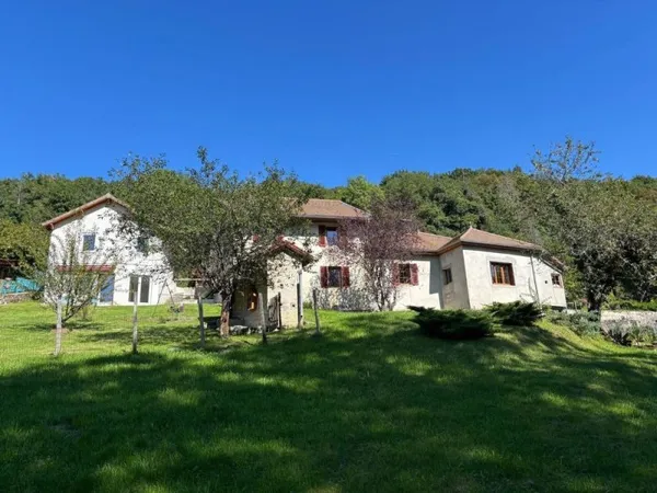 Maison Vente Arvière-en-Valromey 5p 126m² 465000€