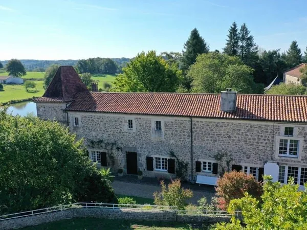 Maison 7 pièces 185 m²