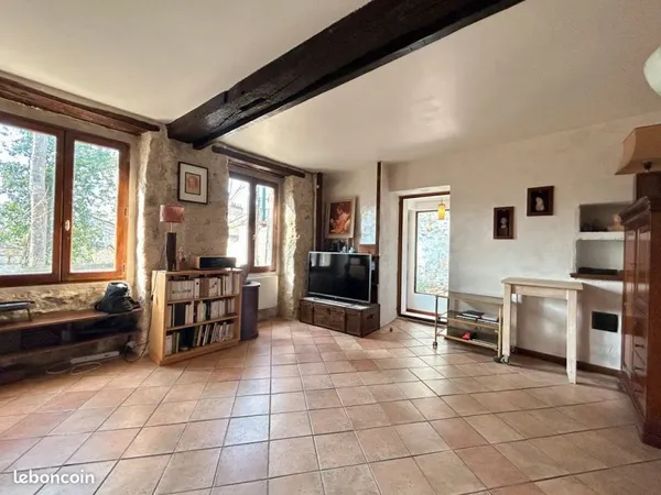 COUP DE COEUR - Maison en pierre avec charme et calme absolu. Pontoise Hermitage