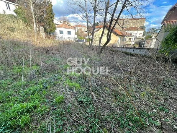 Terrain Aubenas 860 m2