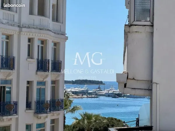 Studio 1 pièce 37 m²