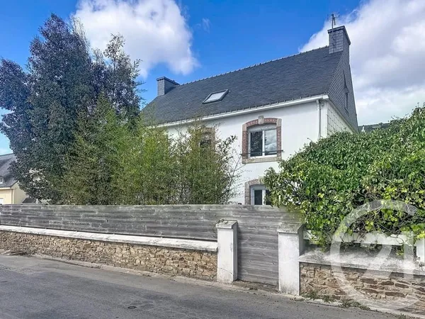 Maison 8 pièces 203 m²
