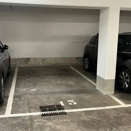 Parking 11 m²