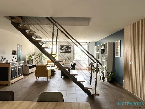 Maison 6 pièces 180 m²