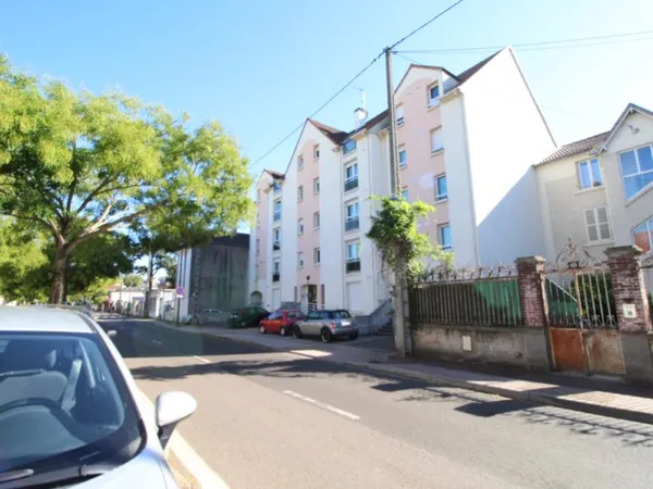 Stationnement Location Mantes-la-Jolie   58€