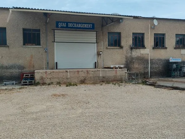 Entrepôt, atelier 1200 m² L ISLE SUR LA SORGUE