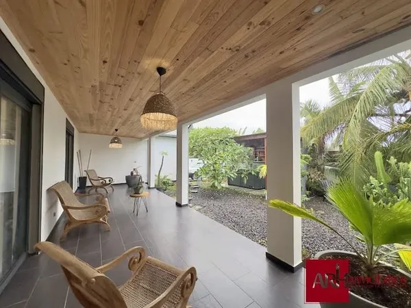 Villa 5 pièces 137 m²