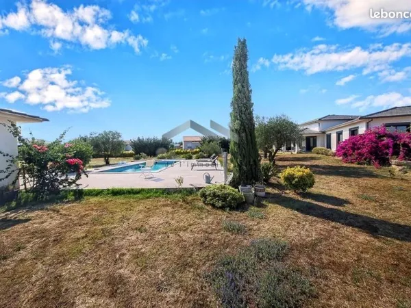 Villa en viager 8 pièces 205 m²