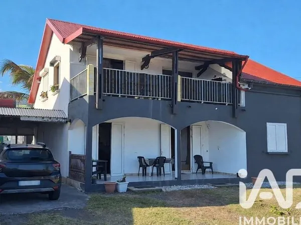 Maison 8 pièces 180 m²