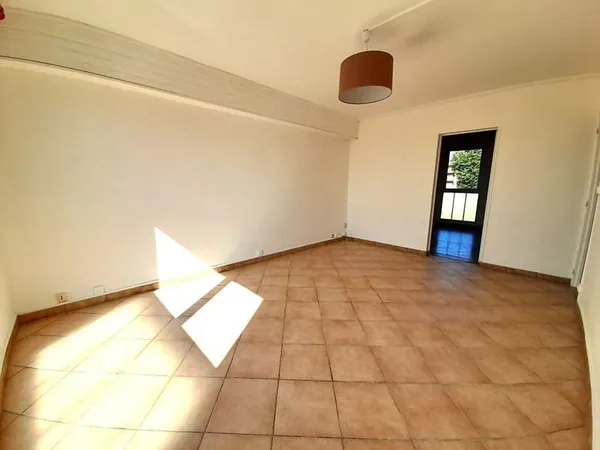 Appartement Etampes sur Marne 3 pièce(s) 52.8 m2