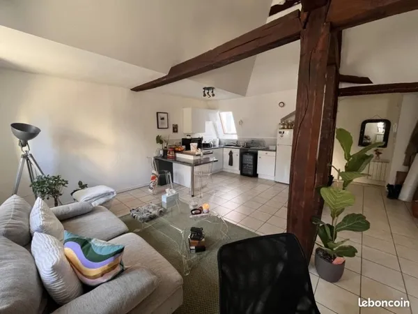 Appartement 2 pièces 83 m²