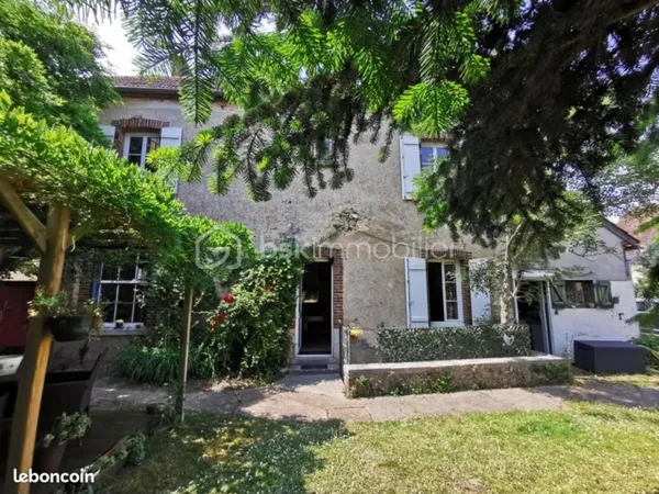 Maison 7 pièces 212 m²