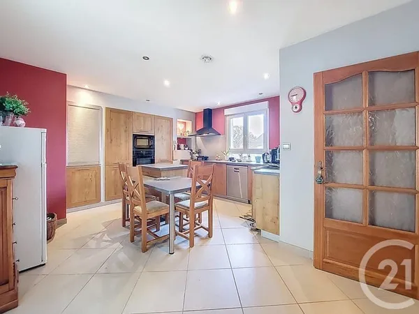 Maison 7 pièces 200 m²