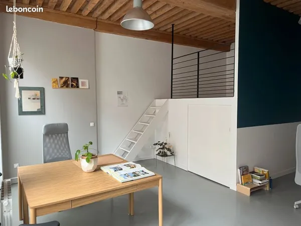 Coworking - Bureaux d'architecte en sous-location - Lyon croix-rousse 04