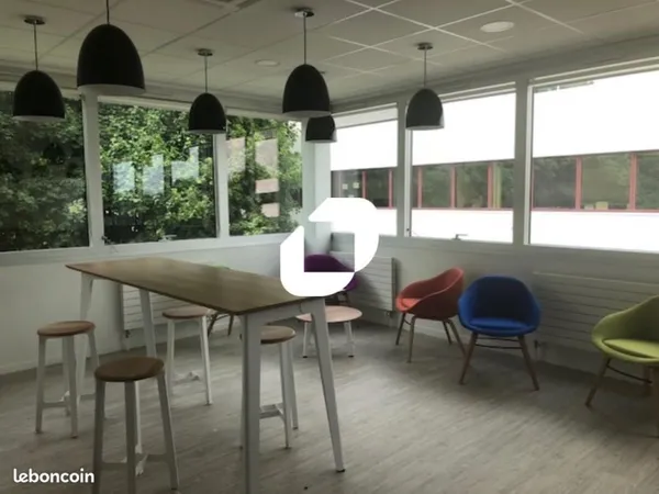 Bureaux 454 m²