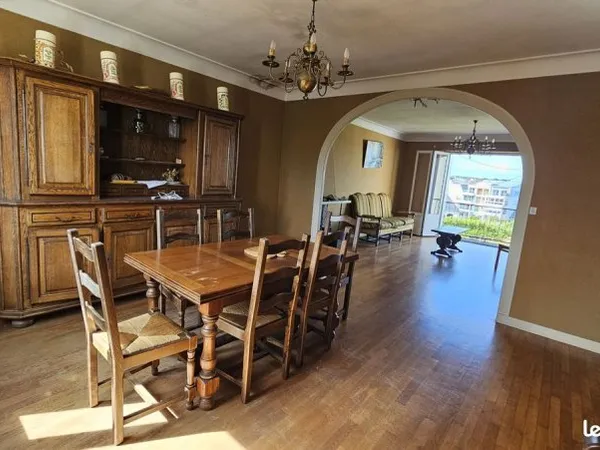 Maison 5 pièces 147 m²