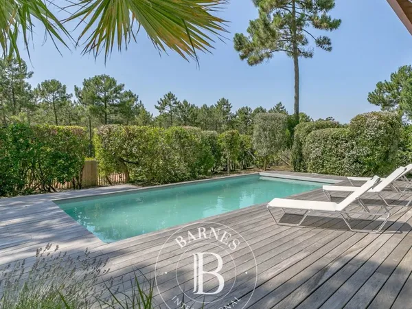 MAGNIFIQUE VILLA AVEC VUE PANORAMIQUE SUR LA FORÊT AU CANON, CAP FERRET
