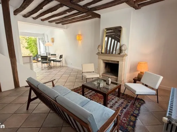 Maison de charme au coeur de Saint-Germain-en-Laye - calme absolu à 2 pas du marché
