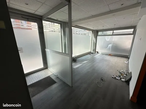 Local commercial 70 m²
