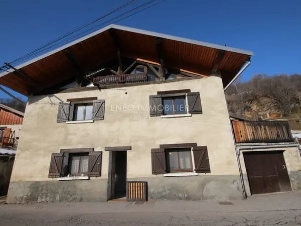 Maison modulable avec 2 appartements, terrasse et combles à am?