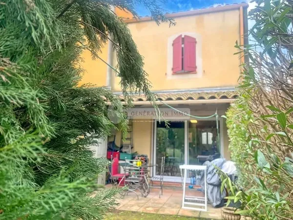Maison à vendre dans résidence sécurisée