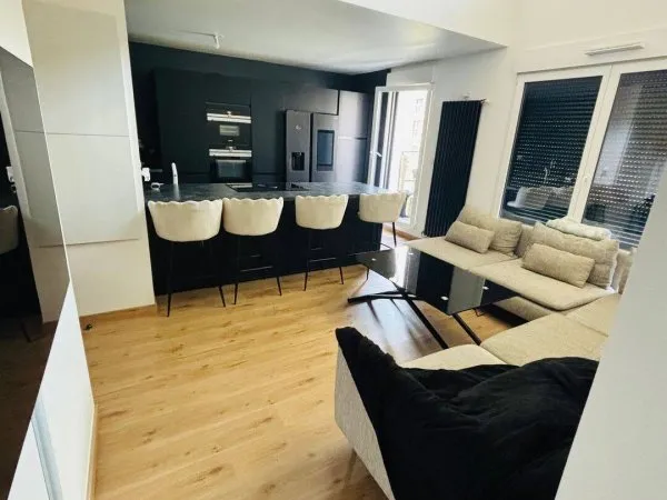 Appartement 5 pièces 81 m²