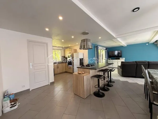 Maison 4 pièces 122 m²