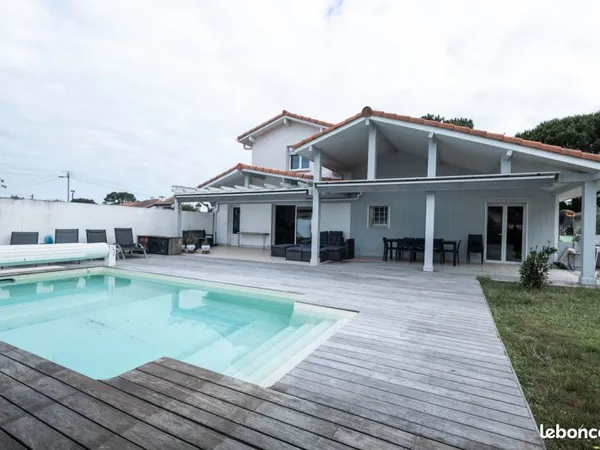 Maison 195 m² — Piscine chauffée, 2 suites parentales, grande terrasse — Ondres