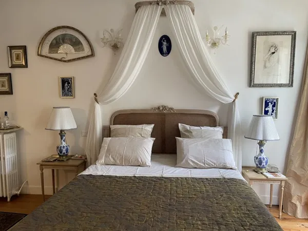 Loue chambre meublée sur jardin pour étudiante Bordeaux