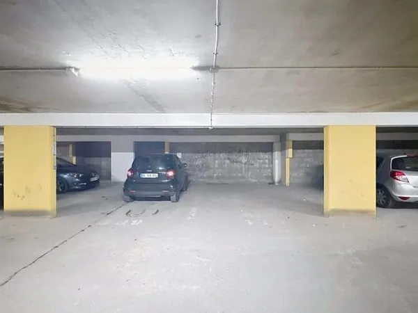 Parking 19 m²