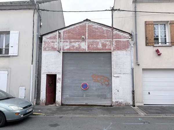 Quartier Dunois Hangar à louer