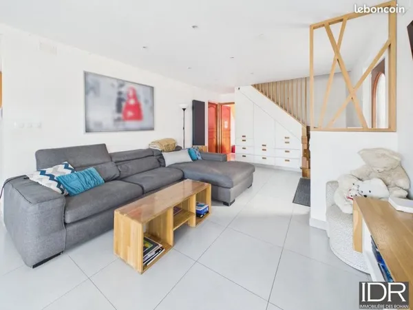 Maison 6 pièces 156 m²