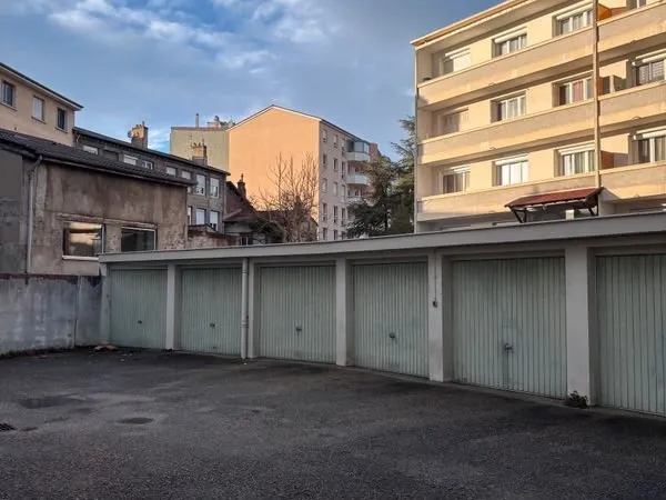 Stationnement Vente Saint-Étienne   17500€