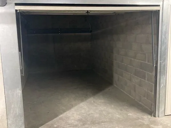 Stationnement Vente Villeurbanne   100€