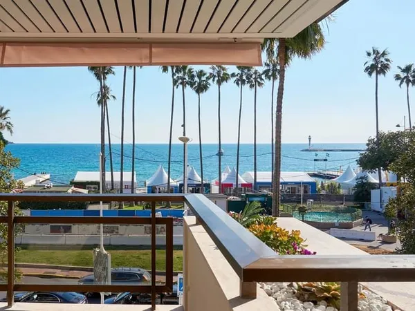 Cannes Croisette - Appartement D'Exception 5 Chambres - Vue Mer Panoramique