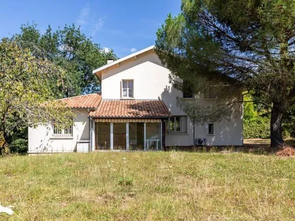 Maison 5 pièces 161 m²