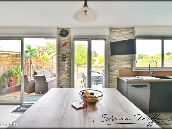 Maison de village 10 pièces 279 m²