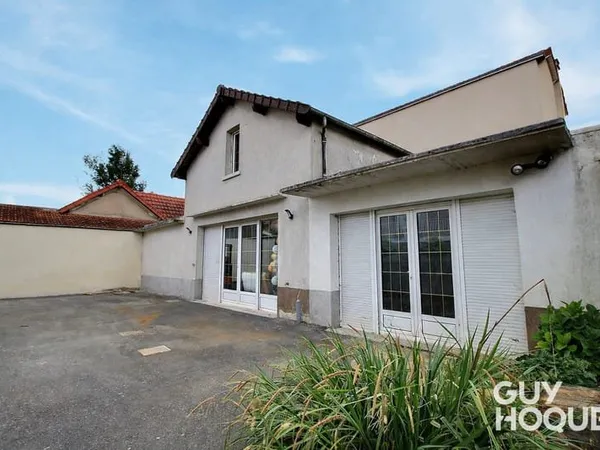 Ensemble immobilier d'environ 88 m²