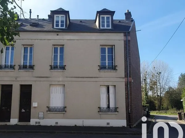 Immeuble 147 m²