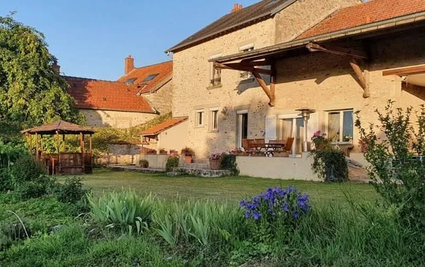 Maison 12 pièces 270 m²