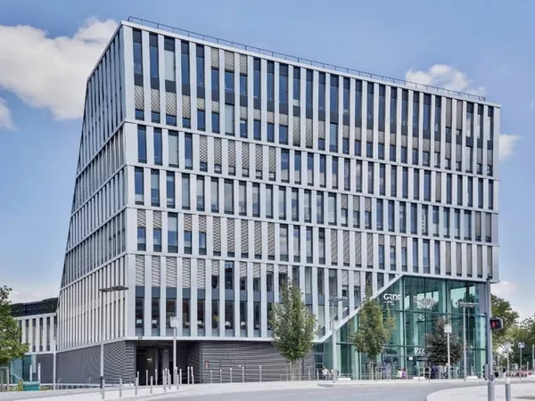 Bureaux 965 m²