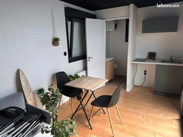 Studio / Chambre indépendante de 16,24 m²