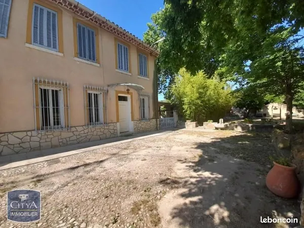 Maison 5 pièces 155 m²