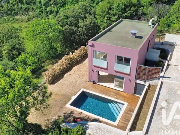 Maison 5 pièces 138 m²